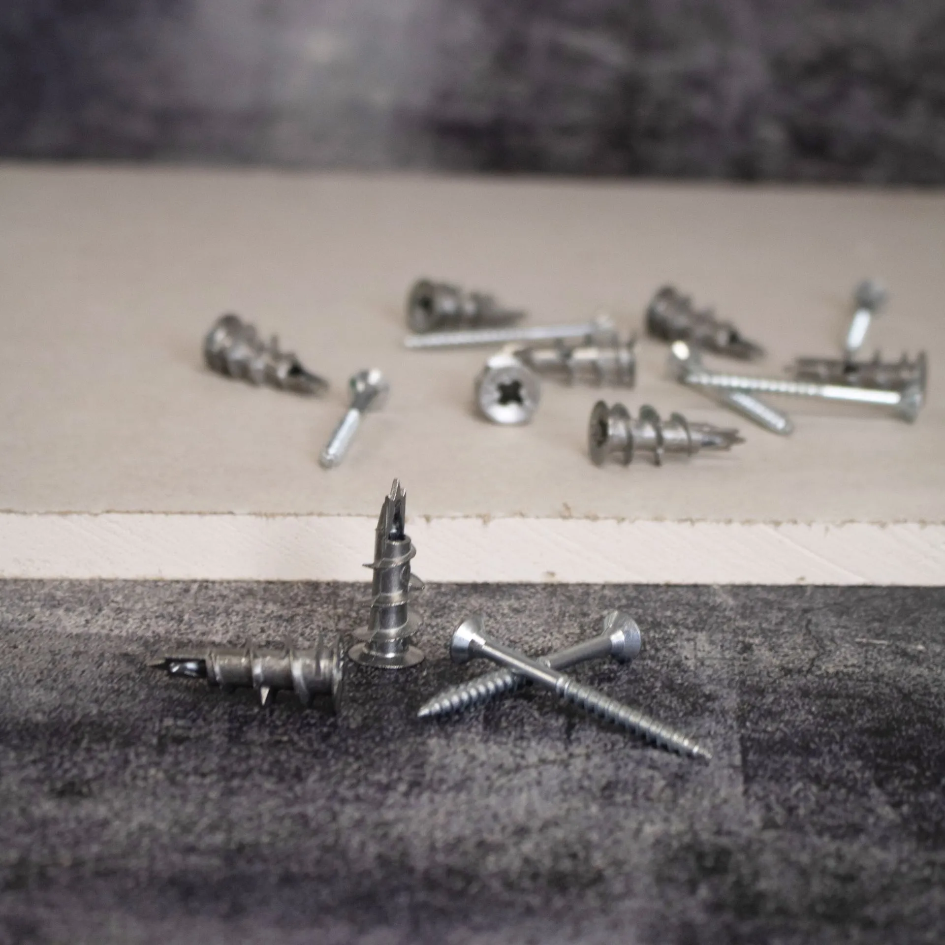 Tox Gipskartondübel Spiral Plus 37-2 + Schraube 50 Stück – Bild 3